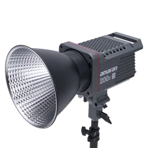 amaran_cob_200x_S_005_Clean_x1000-3.png