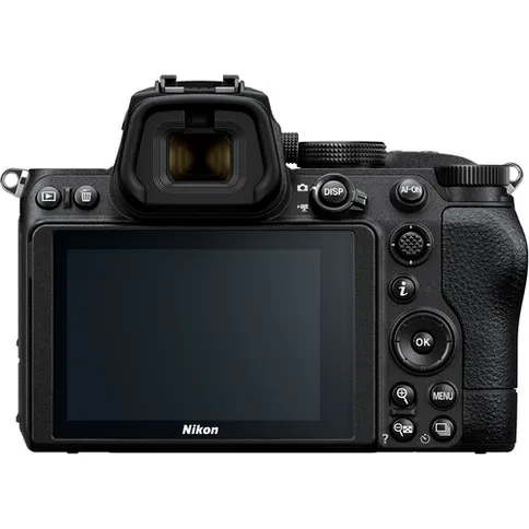 Nikon-Z5-24-50mm-2.jpg