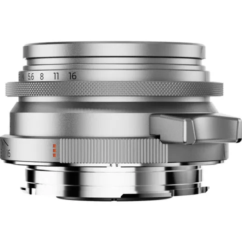 Thypoch-Full-frame-Ksana-35mm-F2-ASPH-Leica-M-silver-chrome_4.jpg