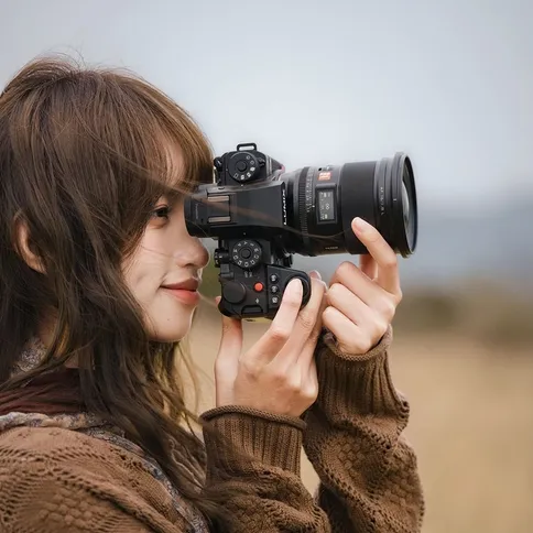Viltrox-AF-16mm-F1-8-L-mount_8.jpg